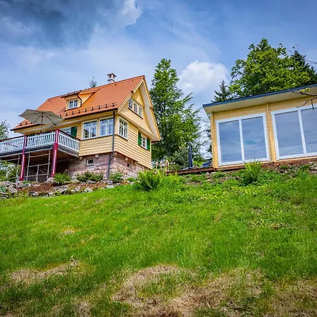 Sonnenhaeusle - Natur. Fernblick. Panorama-sauna. *